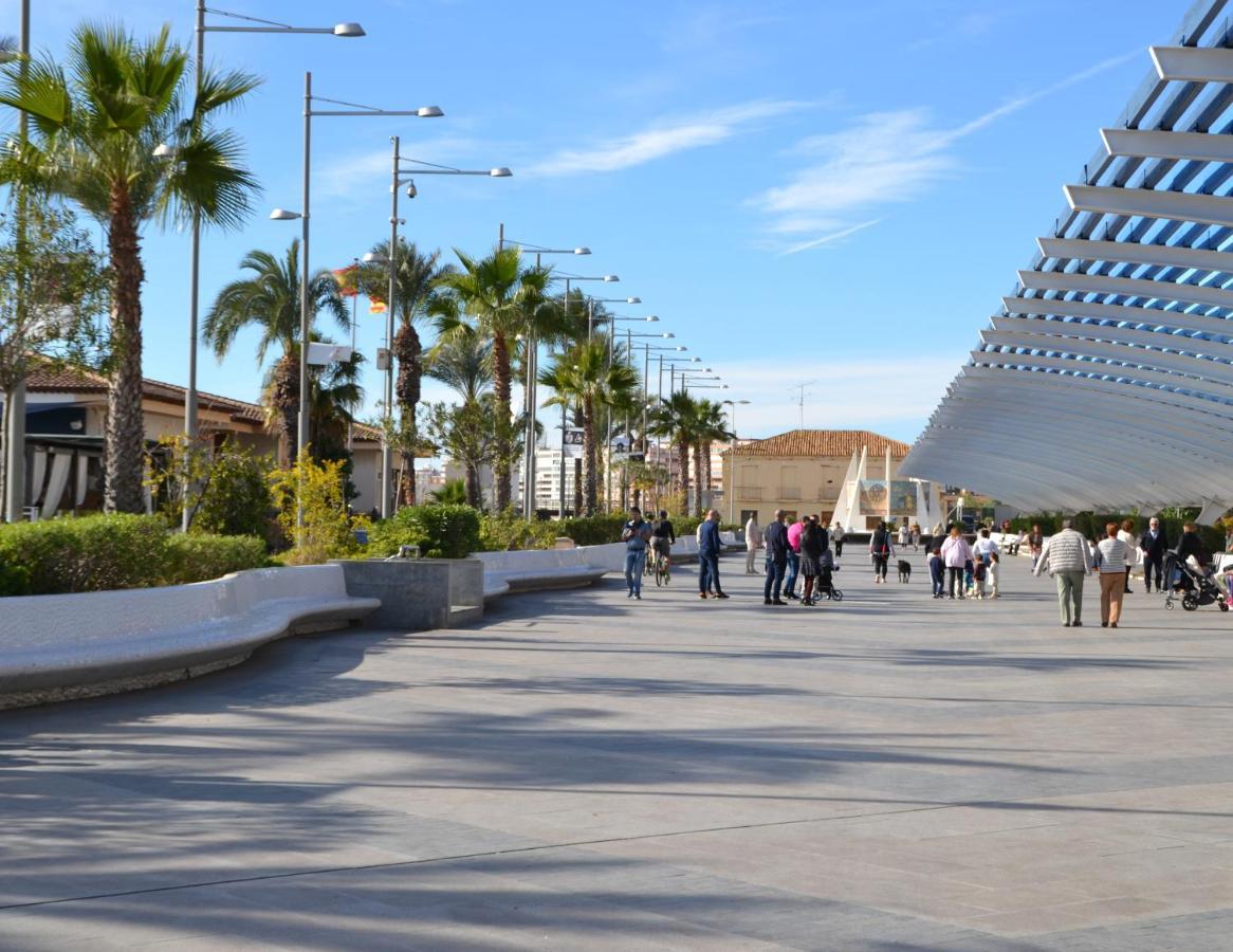 Lel Apartament Torrevieja Luaran gambar